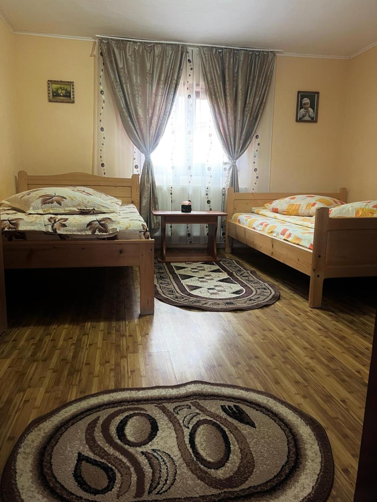 Casa Ghetari Villa Bagian luar foto